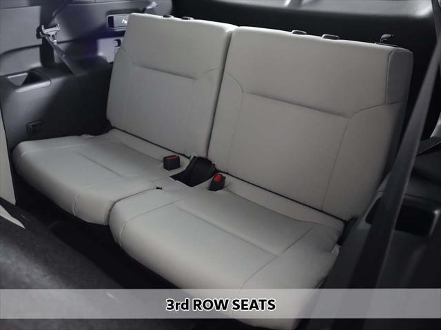 new 2025 Mitsubishi Outlander car, priced at $40,000
