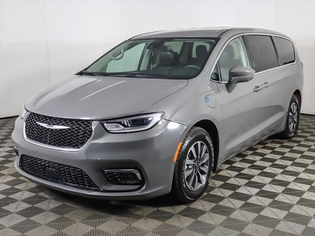 used 2022 Chrysler Pacifica Hybrid car, priced at $24,699