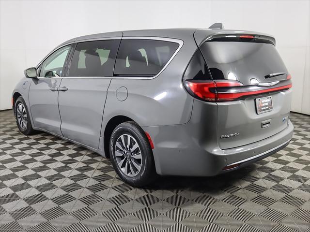 used 2022 Chrysler Pacifica Hybrid car, priced at $24,699