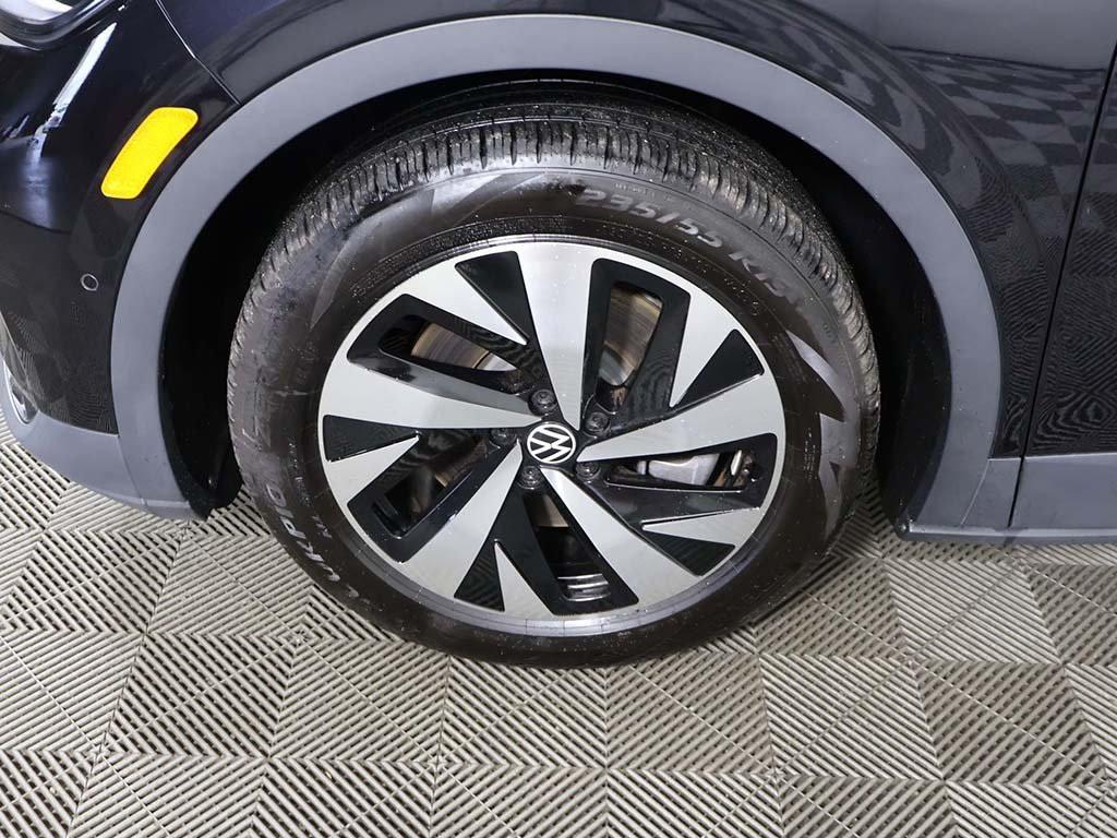 used 2024 Volkswagen ID.4 car, priced at $20,990