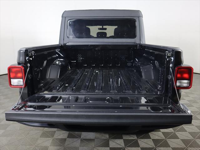 used 2023 Jeep Gladiator car, priced at $32,129