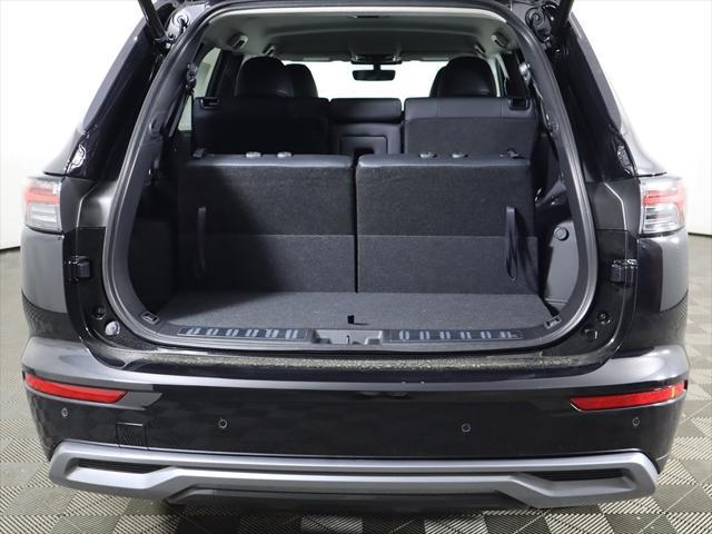 new 2025 Mitsubishi Outlander car, priced at $36,905