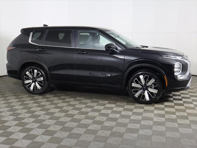 new 2025 Mitsubishi Outlander car, priced at $36,905