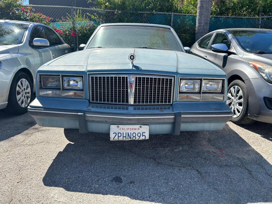 used 1985 Pontiac Bonneville car, priced at $2,950