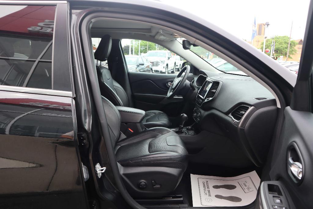 used 2022 Jeep Cherokee car, priced at $21,995