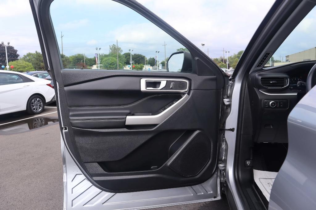 used 2022 Ford Explorer car, priced at $32,995