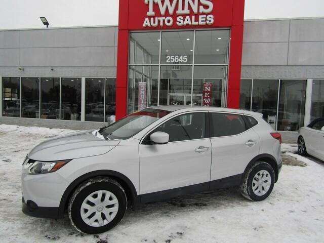 used 2019 Nissan Rogue Sport car, priced at $19,995