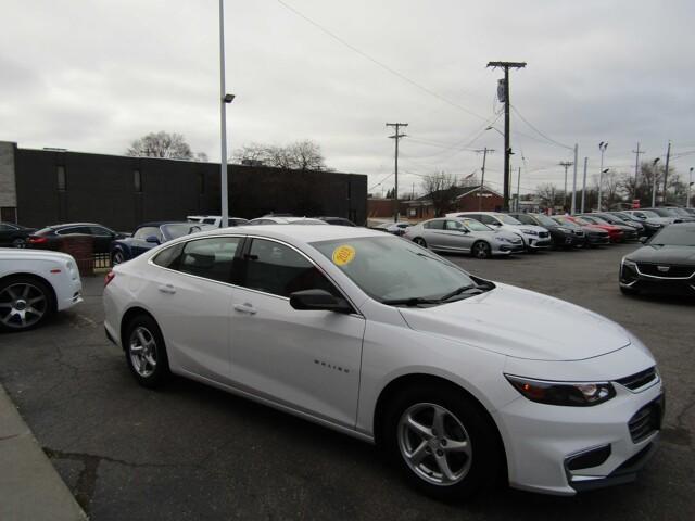 used 2018 Chevrolet Malibu car, priced at $16,995