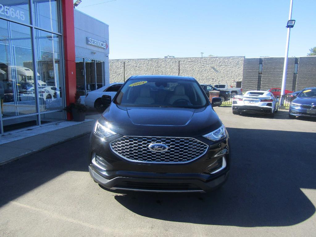 used 2024 Ford Edge car, priced at $25,995