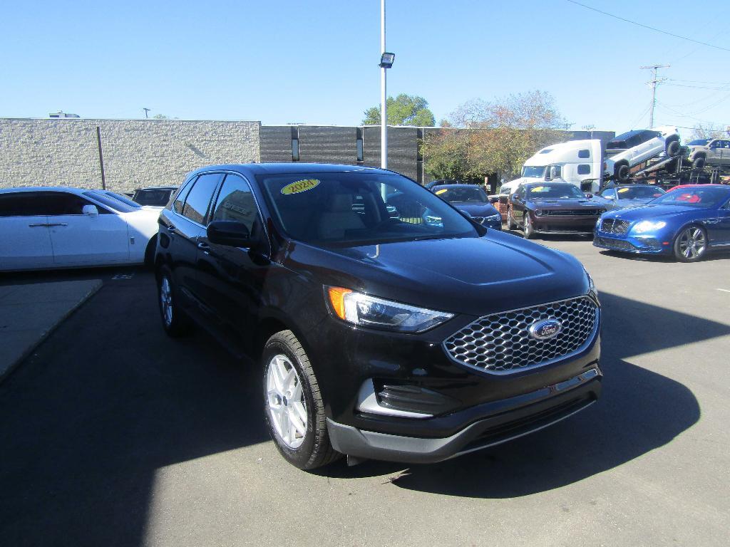 used 2024 Ford Edge car, priced at $25,995