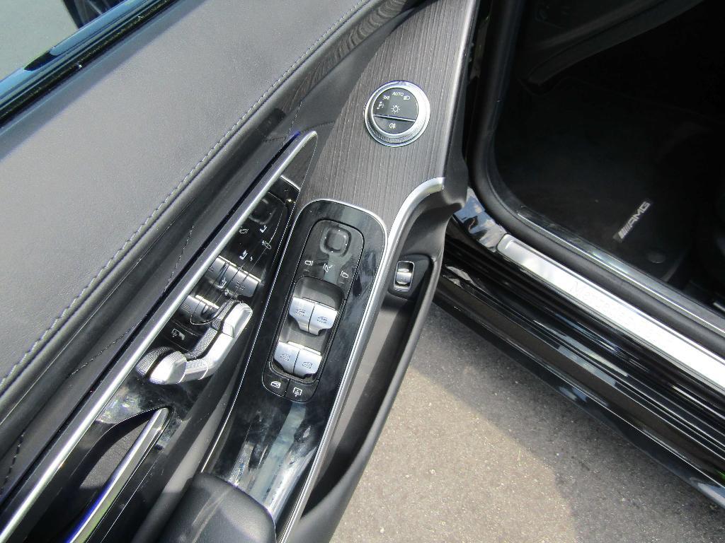 used 2022 Mercedes-Benz S-Class car, priced at $77,000