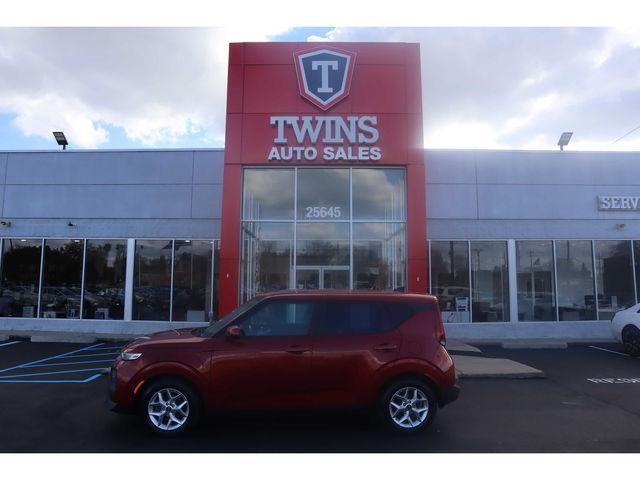 used 2021 Kia Soul car, priced at $15,995