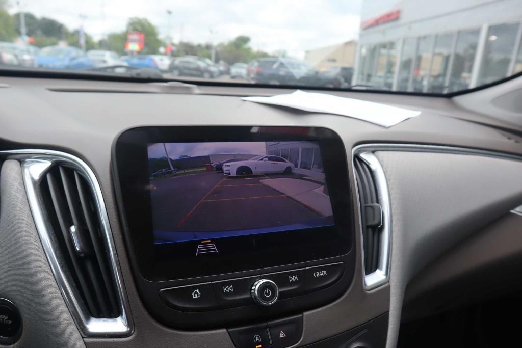 used 2020 Chevrolet Malibu car, priced at $15,995