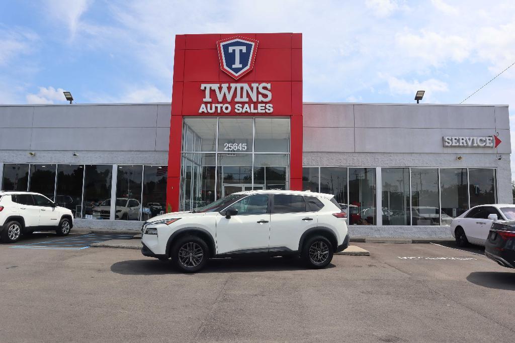 used 2021 Nissan Rogue car, priced at $17,995