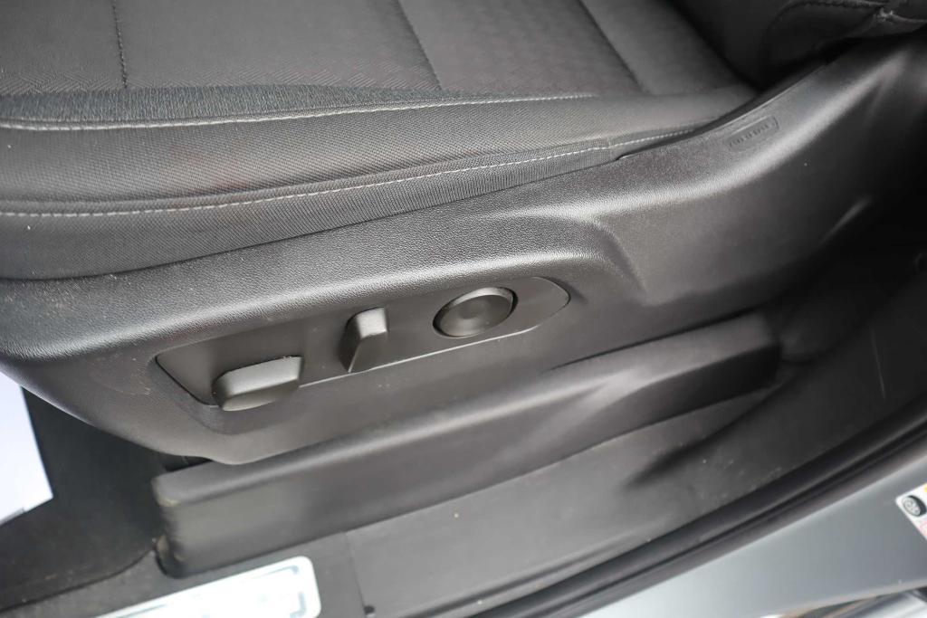 used 2023 Chevrolet Silverado 1500 car, priced at $36,995