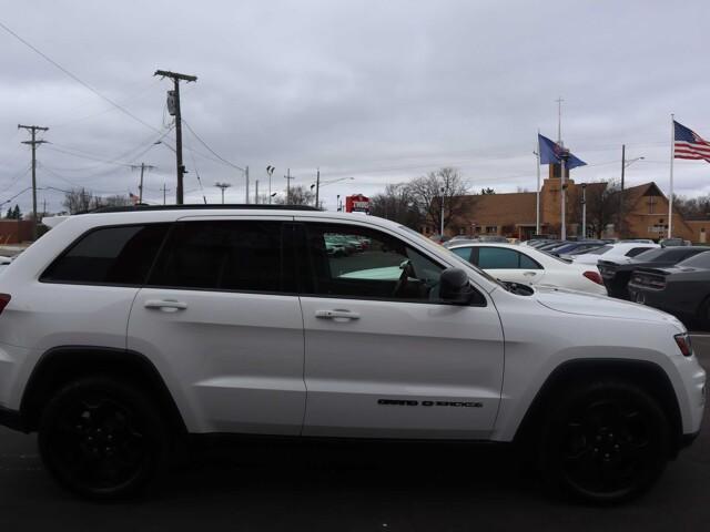 used 2018 Jeep Grand Cherokee car, priced at $17,995