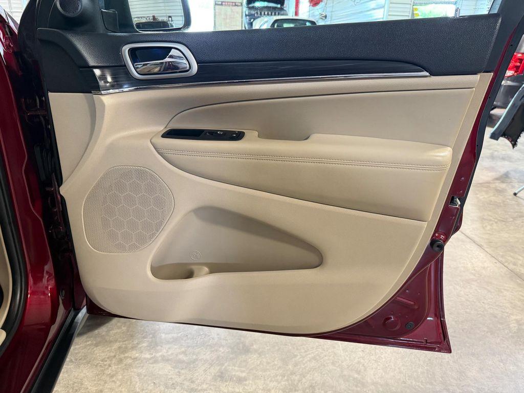 used 2020 Jeep Grand Cherokee car, priced at $23,942