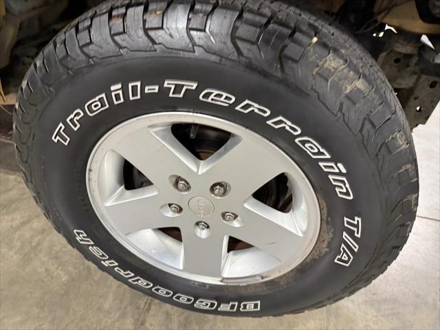 used 2013 Jeep Wrangler Unlimited car, priced at $17,224