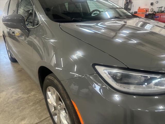 used 2021 Chrysler Pacifica car, priced at $20,834