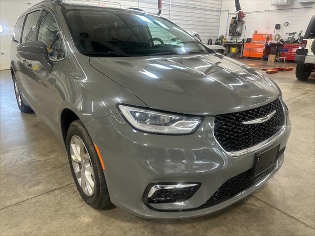 used 2021 Chrysler Pacifica car, priced at $20,834