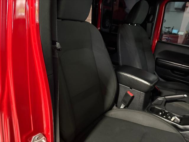 used 2021 Jeep Wrangler Unlimited car, priced at $27,559