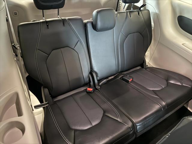 used 2024 Chrysler Pacifica car, priced at $37,527