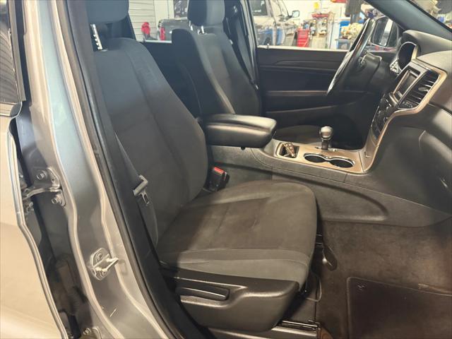 used 2015 Jeep Grand Cherokee car, priced at $14,652