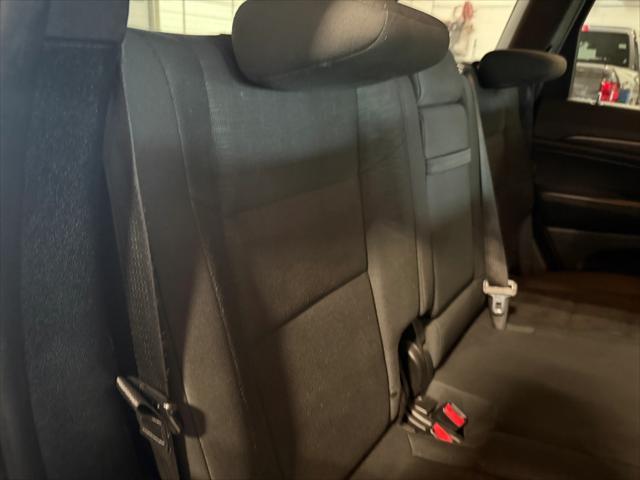used 2015 Jeep Grand Cherokee car, priced at $14,652