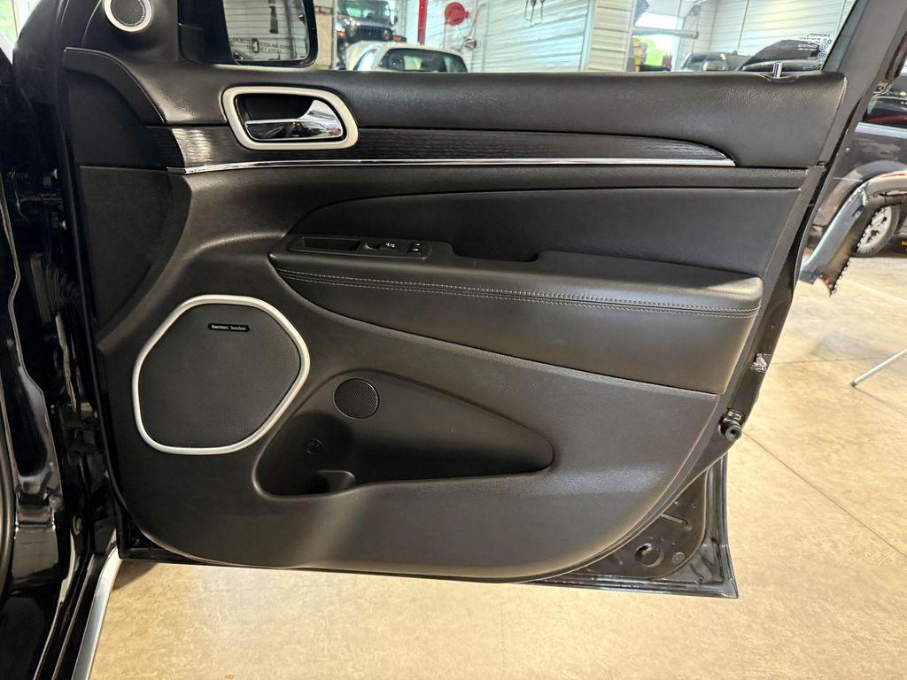 used 2020 Jeep Grand Cherokee car, priced at $25,371