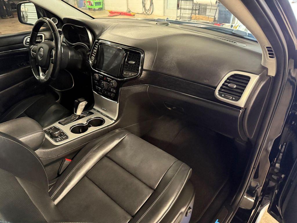 used 2020 Jeep Grand Cherokee car, priced at $25,371