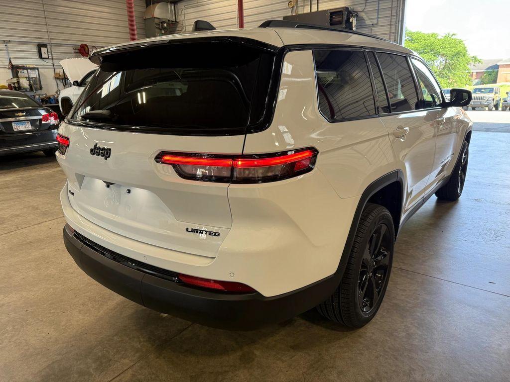 new 2025 Jeep Grand Cherokee L car, priced at $49,328