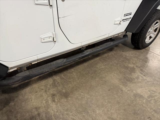 used 2016 Jeep Wrangler Unlimited car, priced at $21,884
