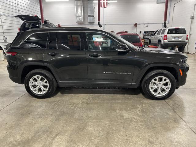 used 2023 Jeep Grand Cherokee car, priced at $34,966