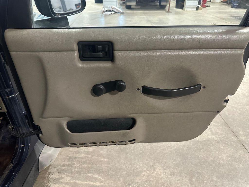 used 2006 Jeep Wrangler car, priced at $9,984