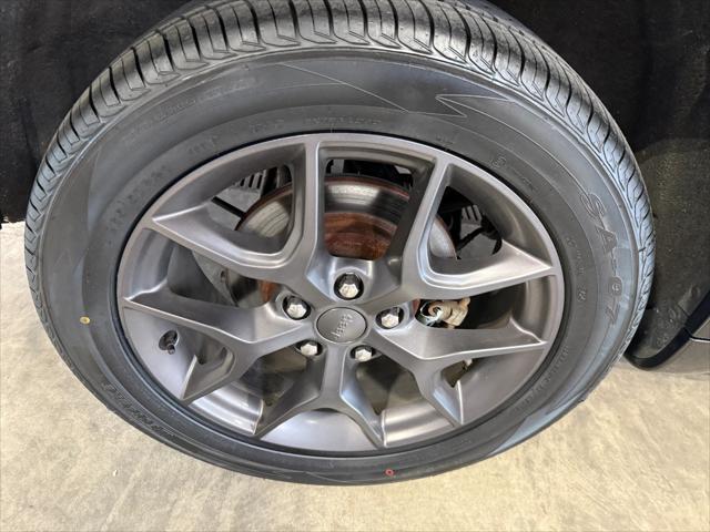 used 2019 Jeep Grand Cherokee car, priced at $22,974