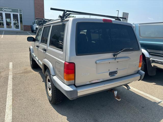 used 2001 Jeep Cherokee car, priced at $11,641