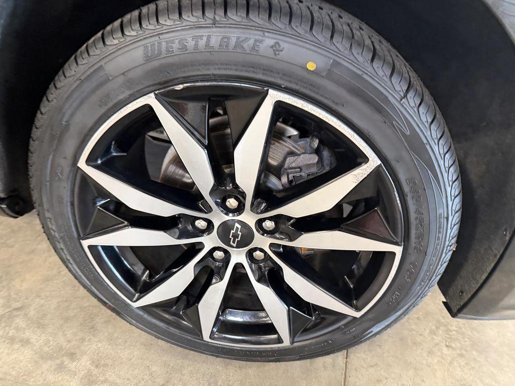 used 2020 Chevrolet Malibu car, priced at $12,546