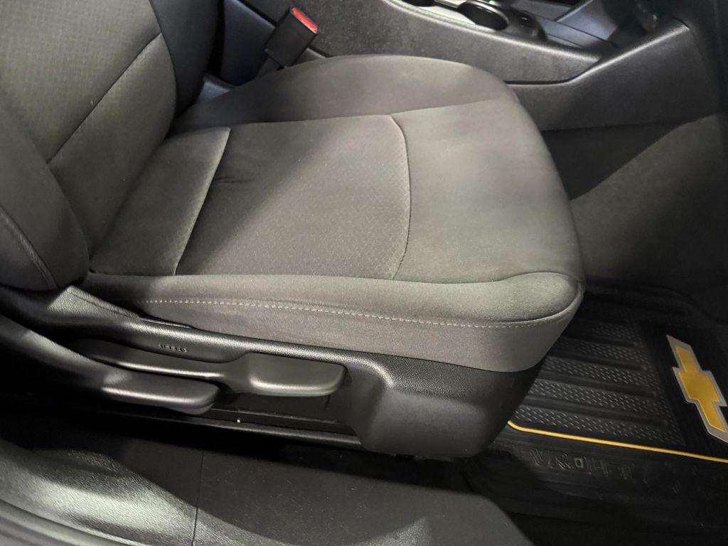 used 2020 Chevrolet Malibu car, priced at $12,546