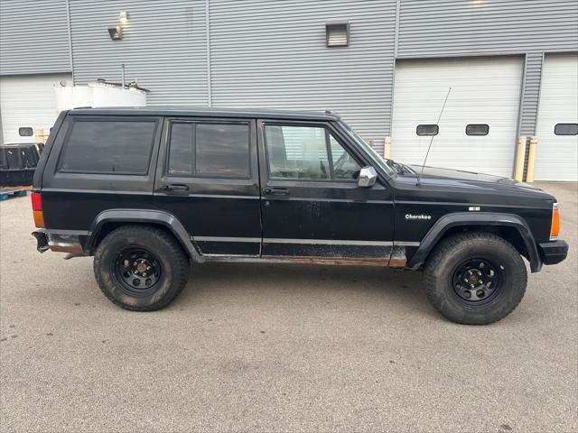 used 1995 Jeep Cherokee car, priced at $2,500