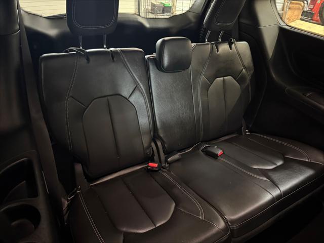 used 2021 Chrysler Pacifica Hybrid car, priced at $25,503