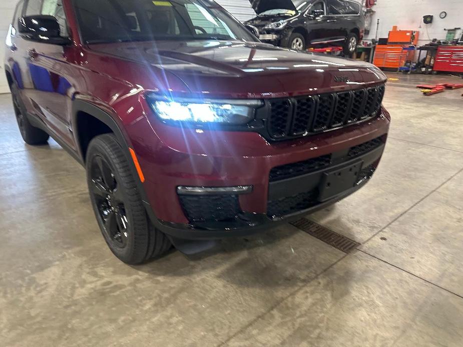 new 2024 Jeep Grand Cherokee L car, priced at $51,113