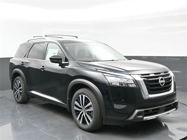 new 2025 Nissan Pathfinder car, priced at $48,962