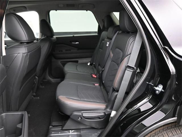 new 2025 Nissan Pathfinder car, priced at $48,962
