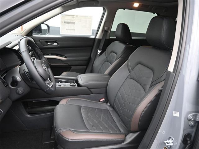 new 2025 Nissan Pathfinder car, priced at $47,310