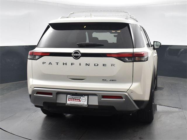 new 2024 Nissan Pathfinder car, priced at $46,170