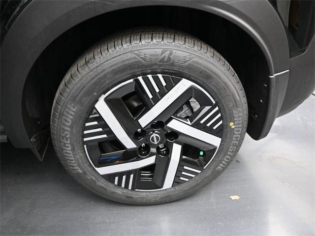 new 2025 Nissan Kicks car, priced at $24,189