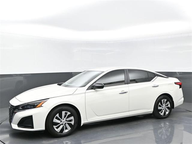 new 2025 Nissan Altima car, priced at $25,944