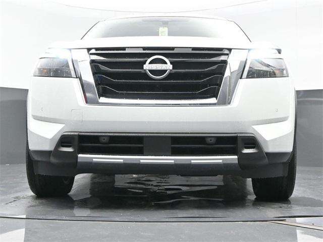 new 2025 Nissan Pathfinder car, priced at $51,056