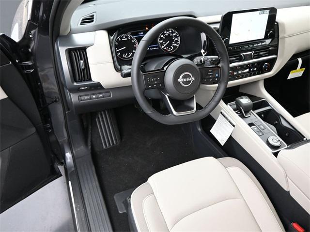 new 2025 Nissan Pathfinder car, priced at $42,871
