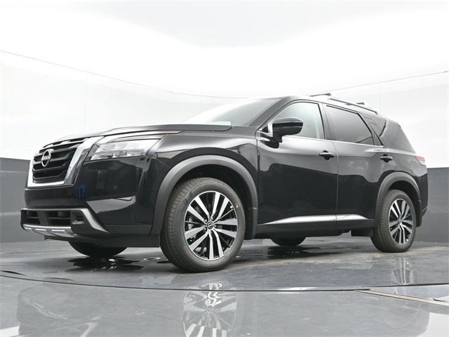 new 2025 Nissan Pathfinder car, priced at $46,410
